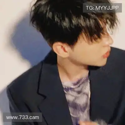 华熙皎